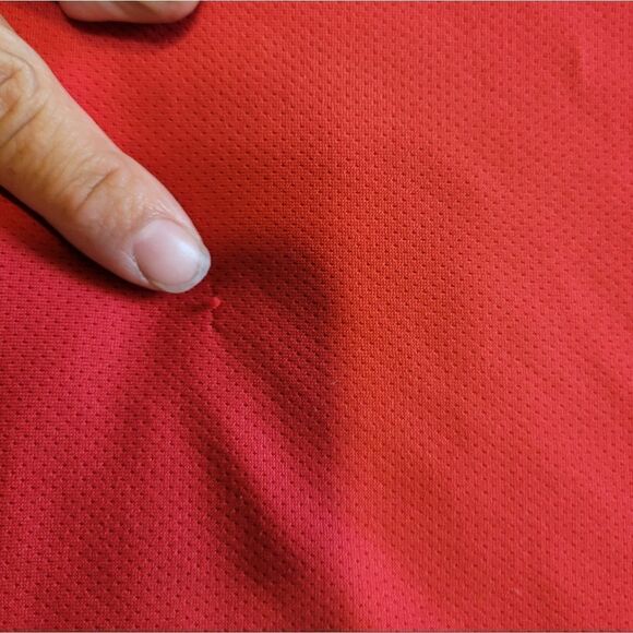 Champion shirt  - Picture 3 of 5